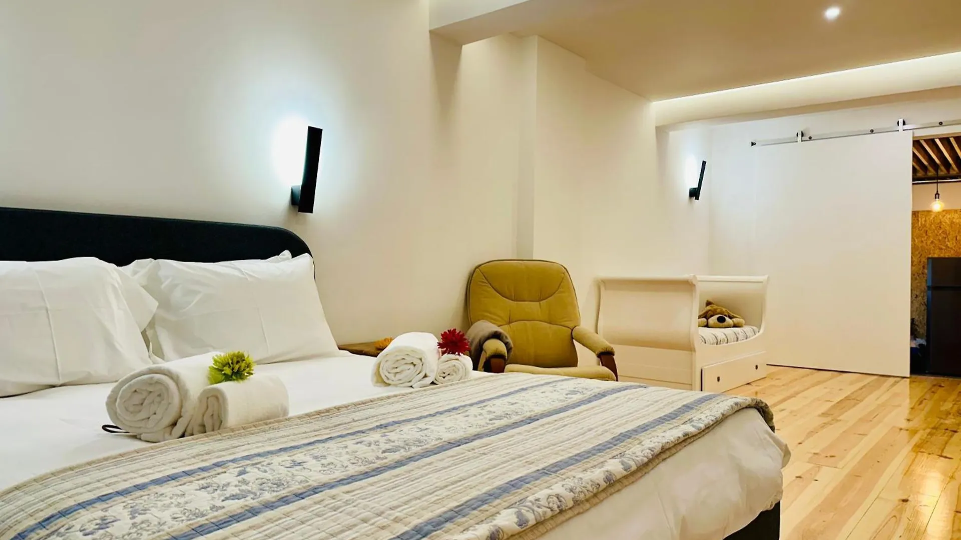 Apartamento A Casa Na Estrela Lisboa